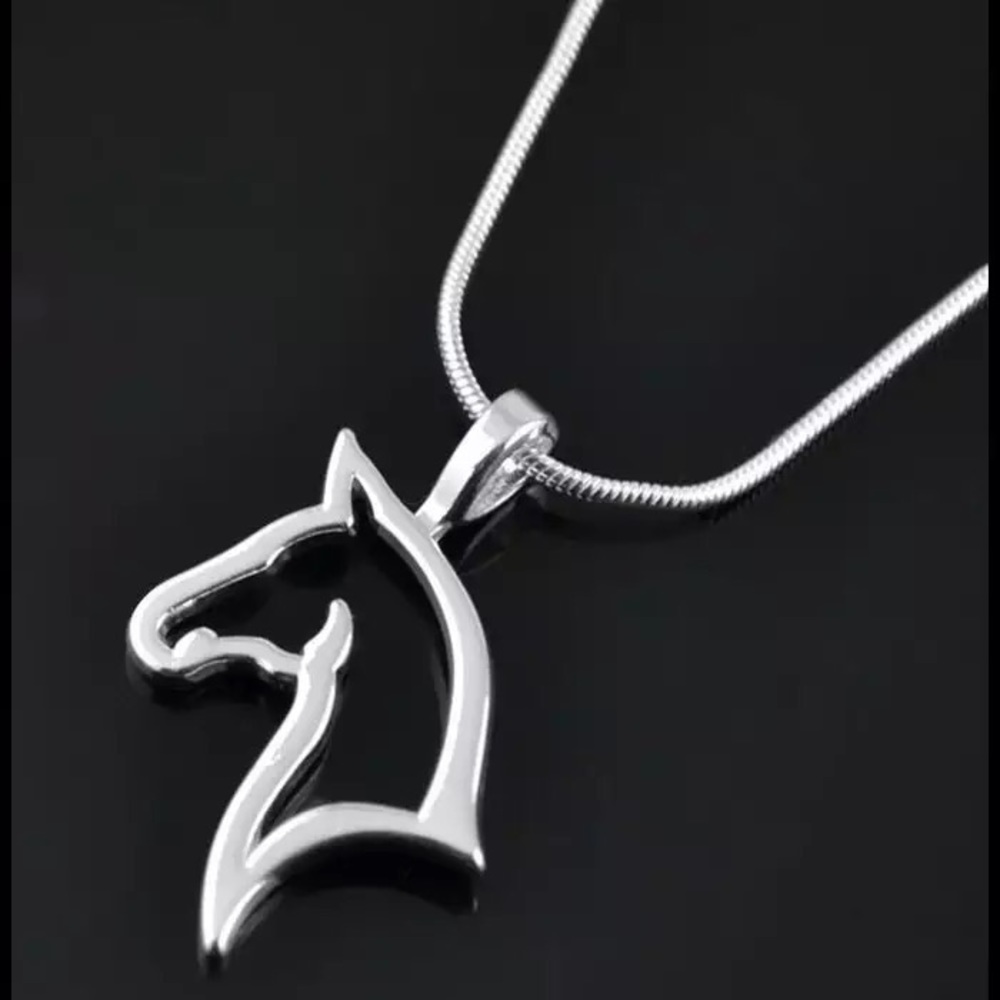cheval horse pendant hollow out horse necklace